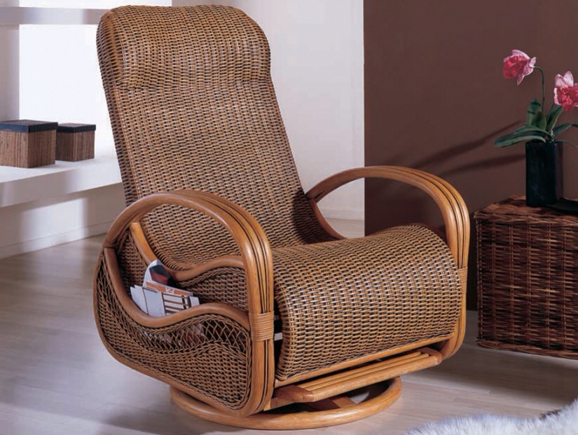 Ротанг купить в леруа. Кресло-качалка Bali гляйдер. Кресло качалка Леруа. Плетеное кресло качалка. Кресло-качалка из ротанга.